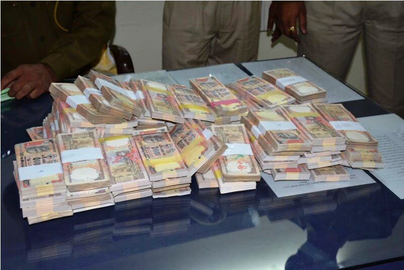 1-crore-rupees-abu-road-news