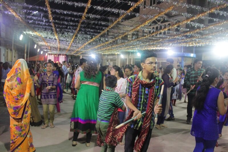 ajad-maidan-abu-road-garba-2016-8