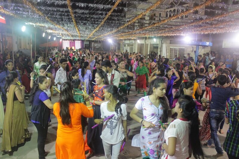 ajad-maidan-abu-road-garba-2016-9