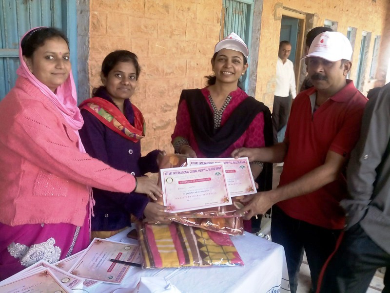 blood-donationa-camp-abu-road-20-12-2015-3
