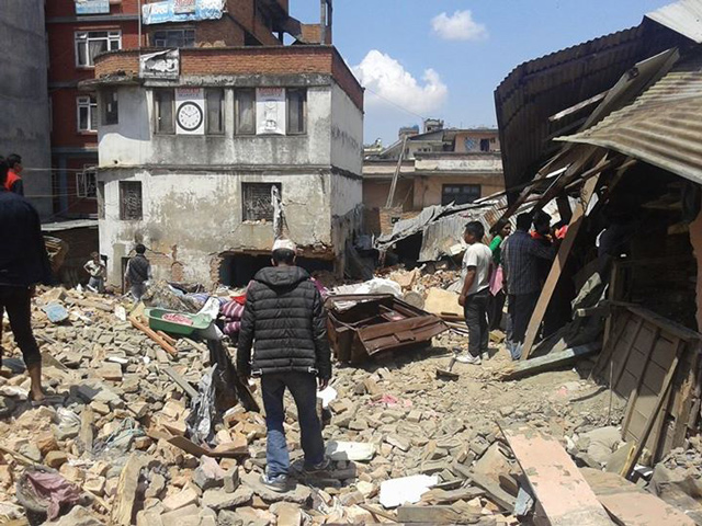 earth-quake-nepal--1