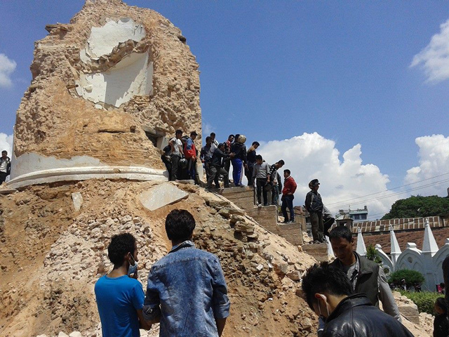 earth-quake-nepal--3