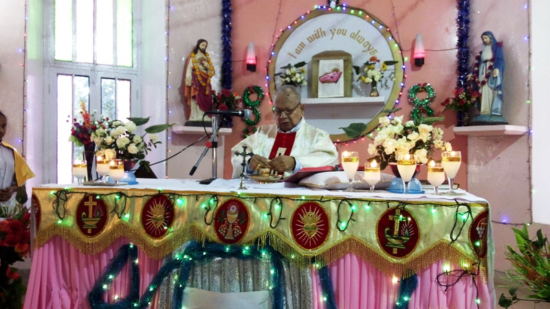 merry-christmas-mount-abu-2015-4