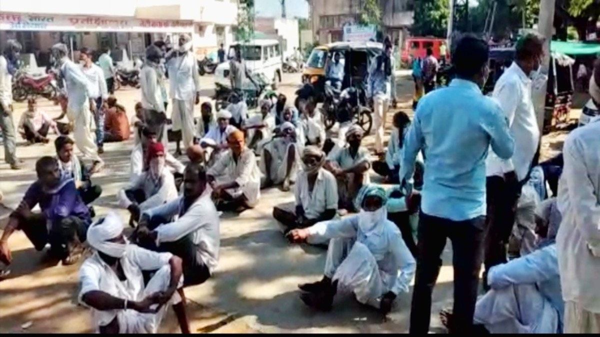 30 घंटे बाद महिला का उठाया शव।