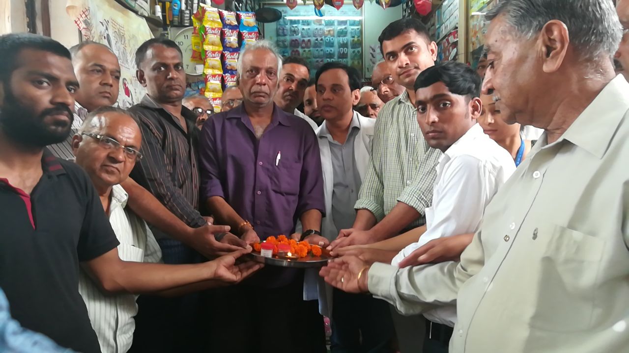 जीते जी अपने स्वभाव से तो स्वर्गवास के बाद नेत्रदान से रोशन कर गये डीजे शरद अग्रवाल